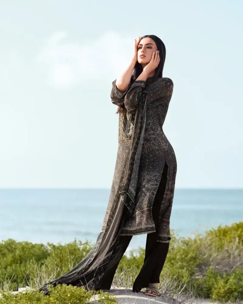 Black Printed Crape Salwar Suit